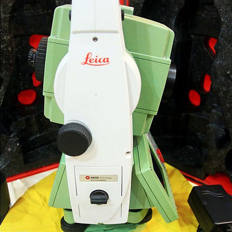 Leica-TS15-R400-Robotic-Total-Station